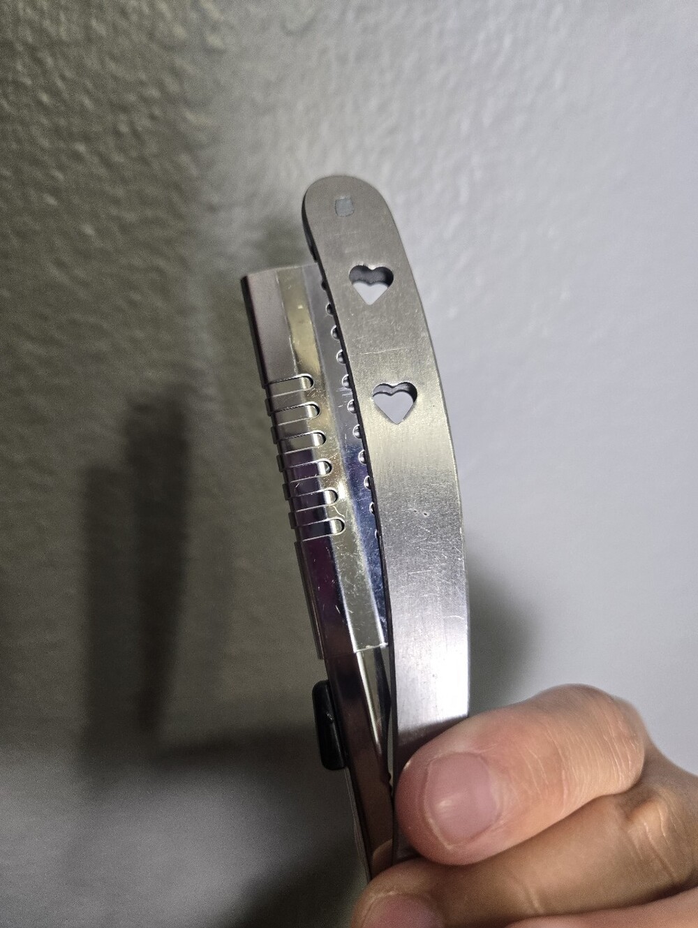 Shark Fin Straight Edge Razor - Picture 12 of 16